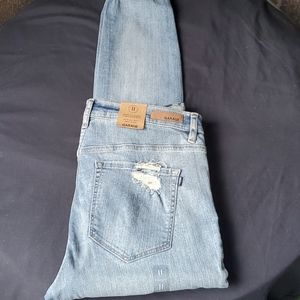 GARAGE- DISTRESSED DENIM